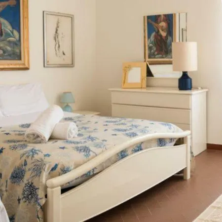Pittulongu Chalet Sleeps 7 Chalet Olbia
