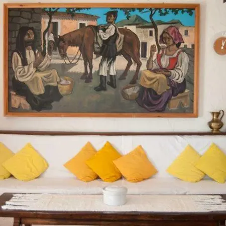 Pittulongu Chalet Sleeps 7 Olbia